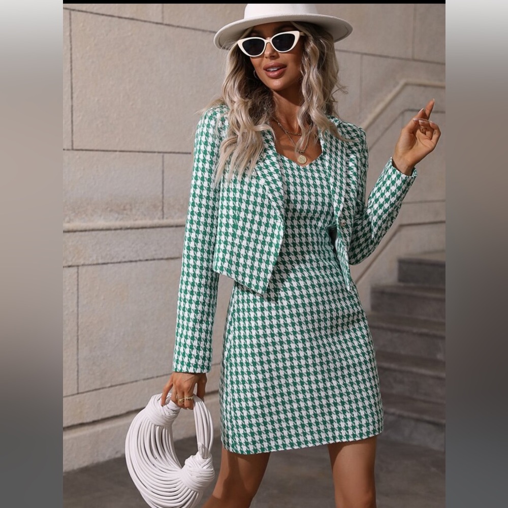 Unity Houndstooth Single Button Crop Blazer & Cam… - image 4